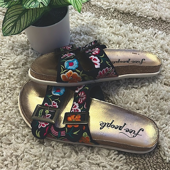 Free People Shoes - Free People Ladies EU 40 Bali Slide Sandal 🩴 Floral 🌺